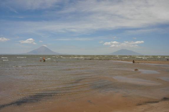 Os vulcões gêmeos da Ilha de Ometepe, no lago Nicarágua